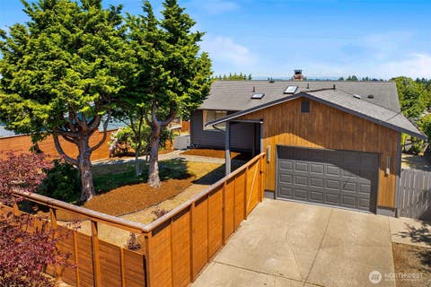 Photo of 4101 N Vassault Street, Tacoma, WA 98407 (MLS # 2525299)