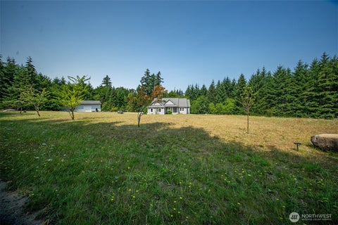 Photo of 2873 SE Bloomfield Road, Shelton, WA 98584 (MLS # 2571246)