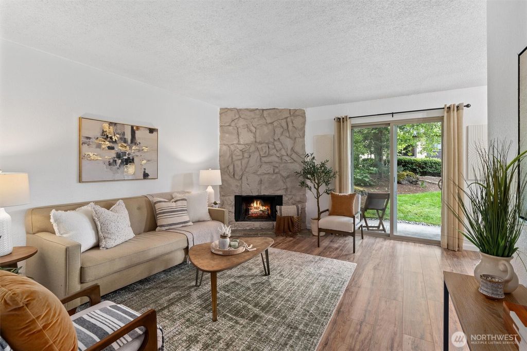 Photo of 12515 NE 145th Place #D121, Kirkland, WA 98034 (MLS # 2414404)