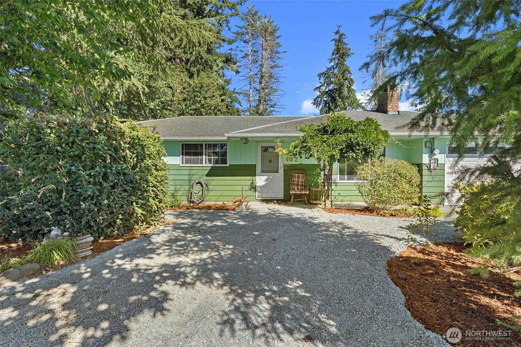 Photo of 402 S Gardner Road, Burlington, WA 98233 (MLS # 2563336)