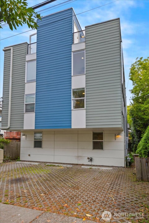Photo of 3423 Beacon Avenue S, Seattle, WA 98144 (MLS # 2583549)