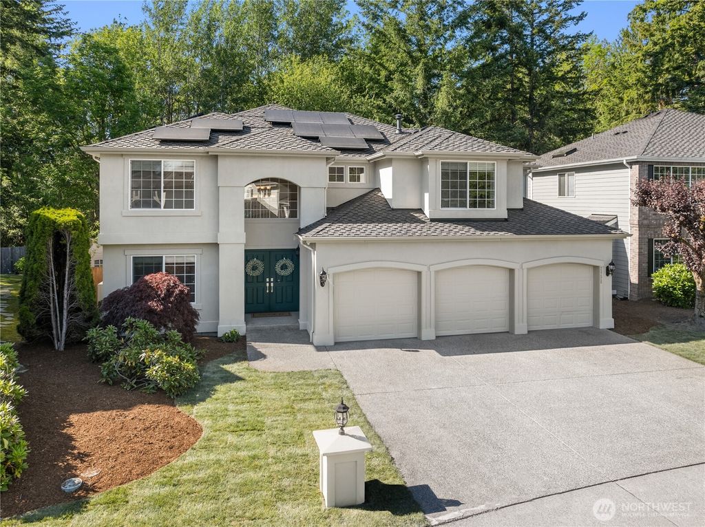 Photo of 23428 NE 6th Place, Sammamish, WA 98074 (MLS # 2378241)