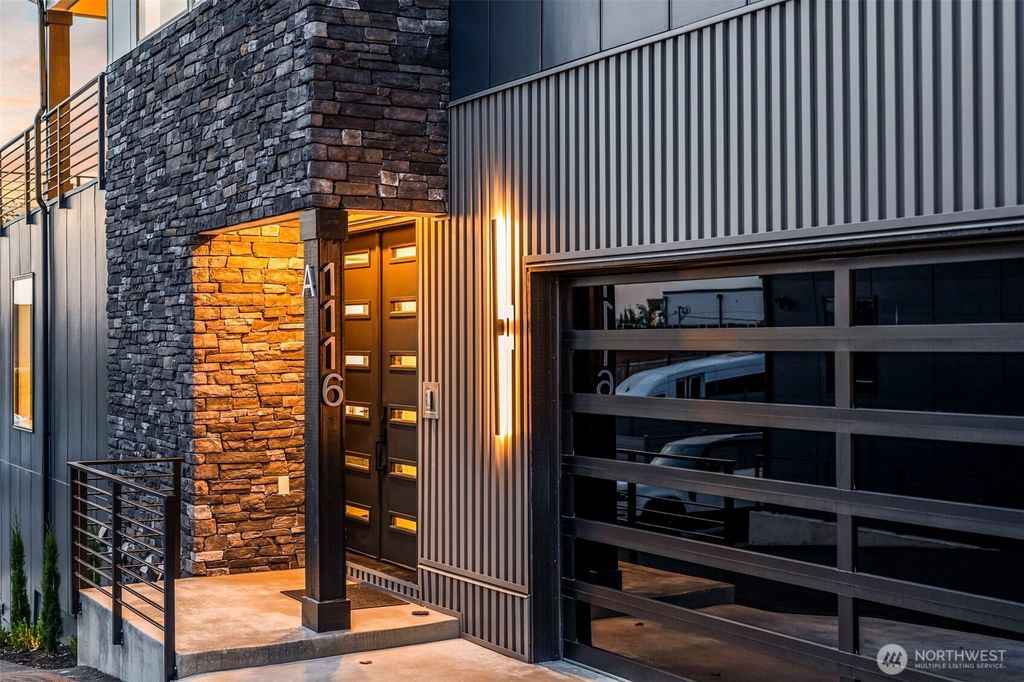 Photo of 1116 N Jackson Avenue, Tacoma, WA 98406 (MLS # 2478117)