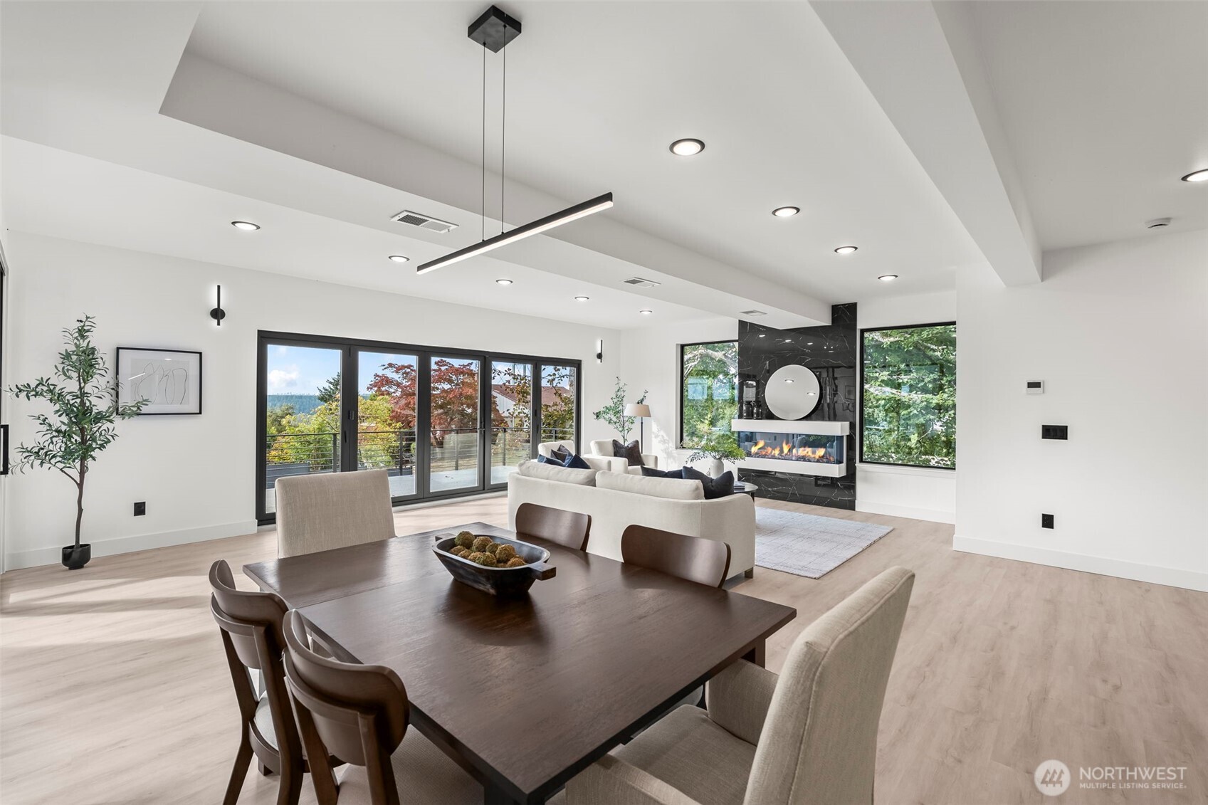 1116 N Jackson Avenue