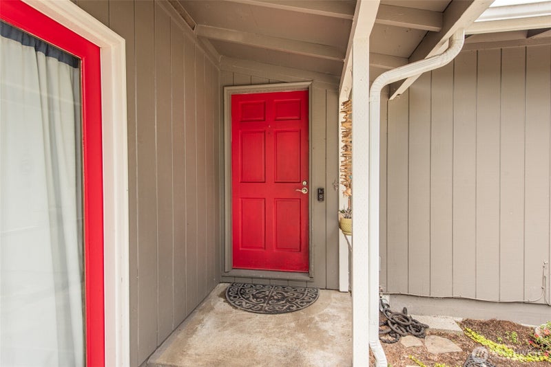 1201 Thornton Drive