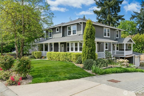 Photo of 8118 NE 126th Street, Kirkland, WA 98034 (MLS # 2520967)