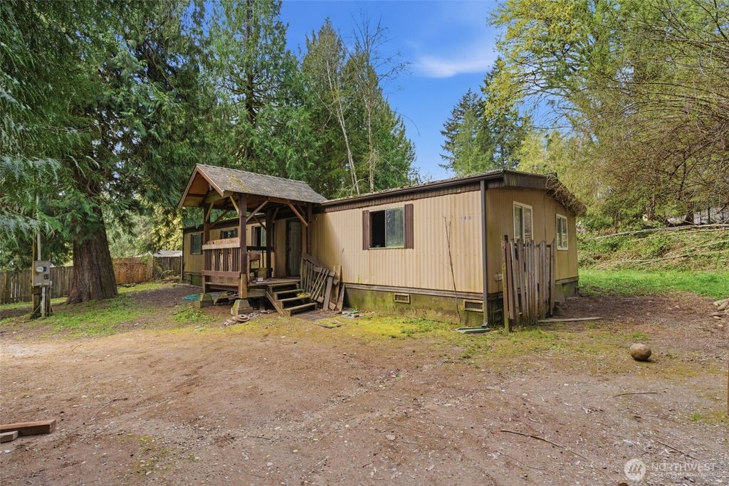 Photo of 180 E Hillcrest Drive, Shelton, WA 98584 (MLS # 2506212)