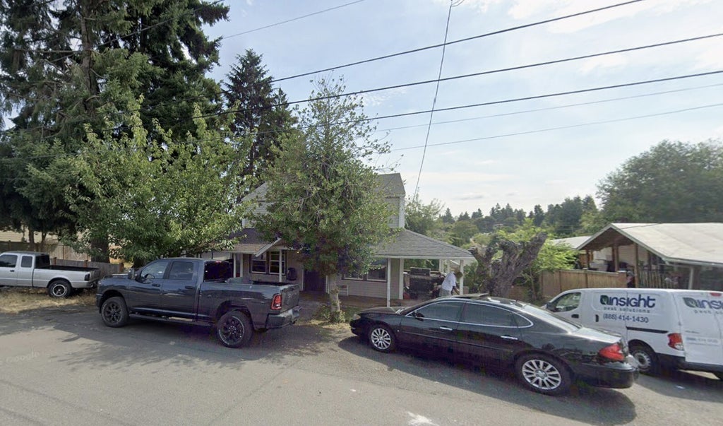 Photo of 10044 9th Avenue SW, Seattle, WA 98146 (MLS # 2598153)
