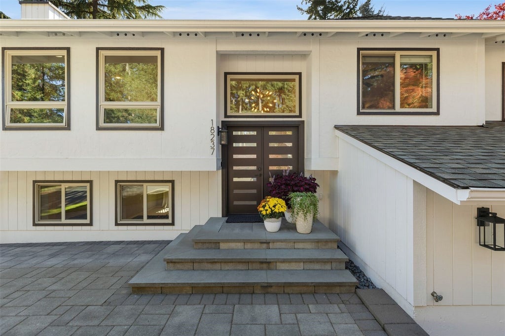 Photo of 18237 129th Place NE, Bothell, WA 98011 (MLS # 2597420)