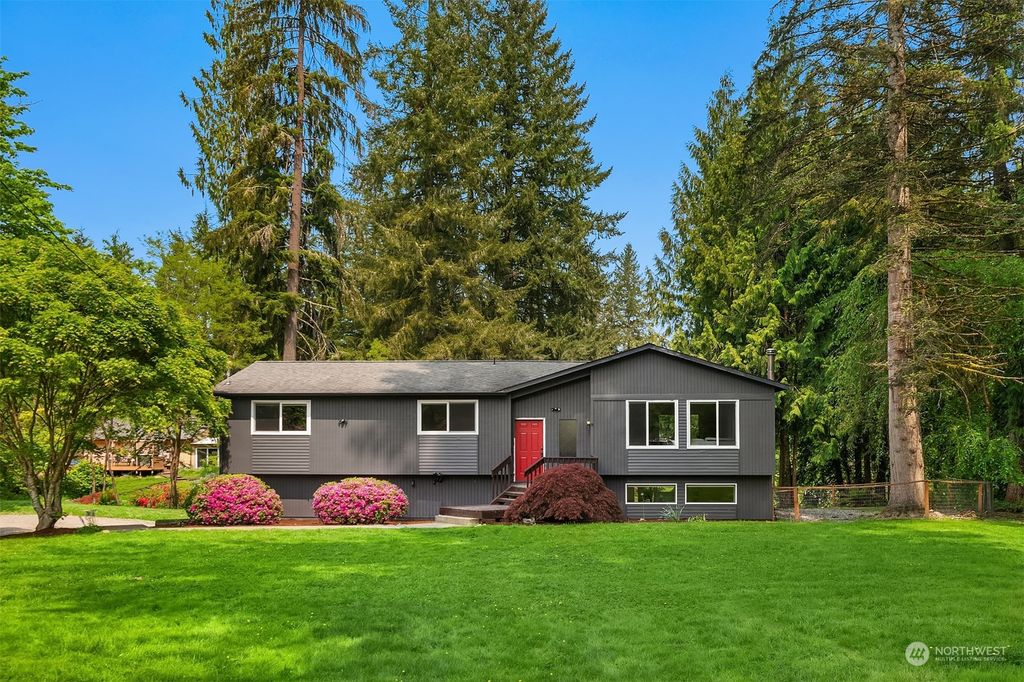 Photo of 10625 314th Avenue NE, Carnation, WA 98014 (MLS # 2069822)