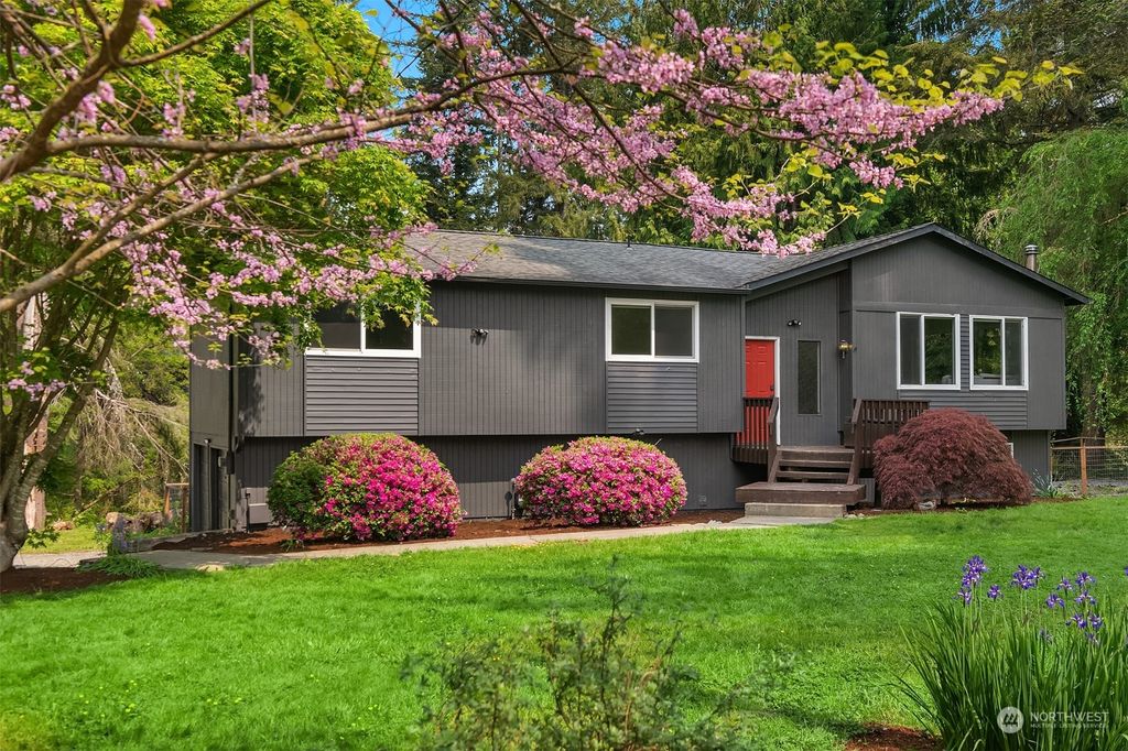 Photo of 10625 314th Avenue NE, Carnation, WA 98014 (MLS # 2069822)