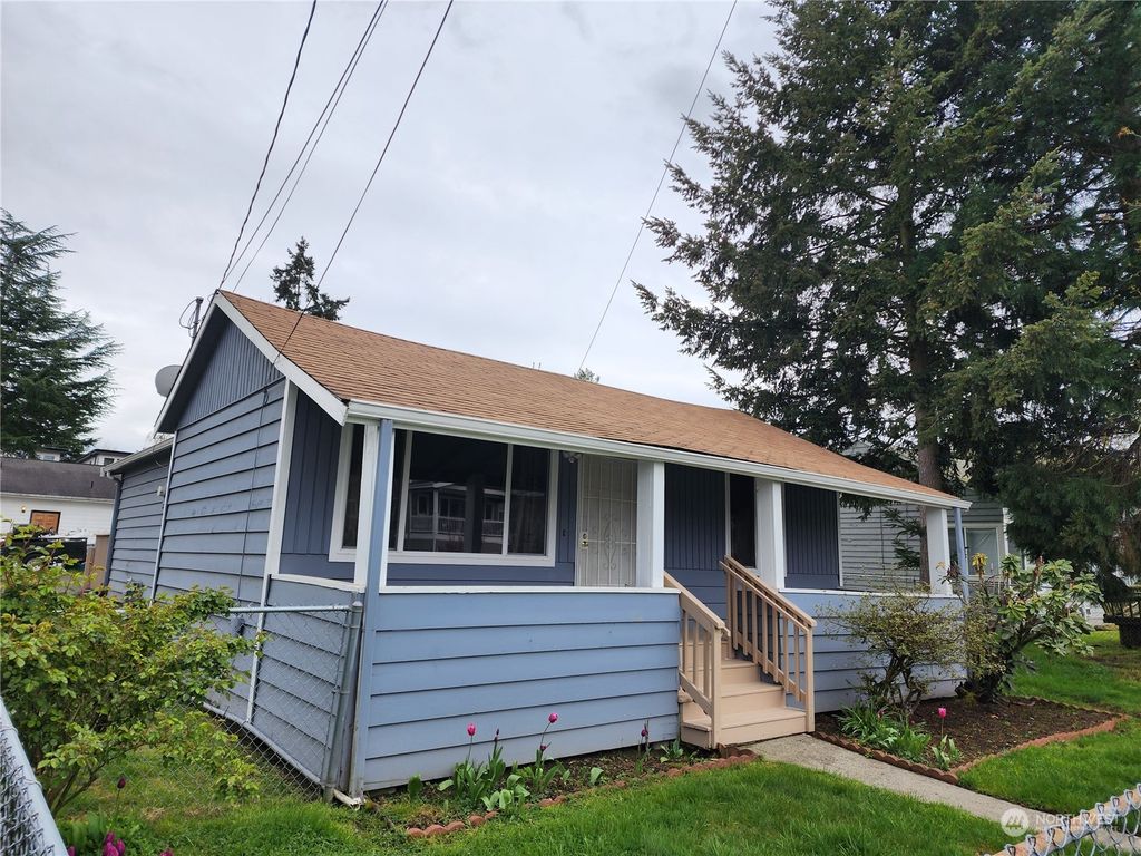 Photo of 8543 S 118th Street, Seattle, WA 98178 (MLS # 2219909)