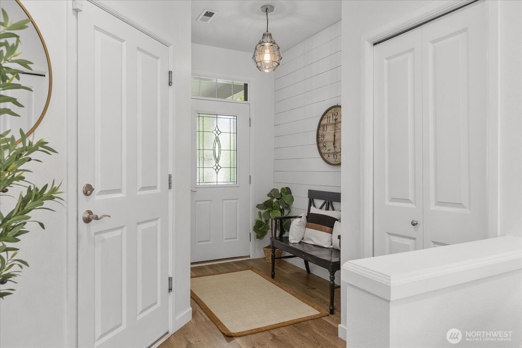 Photo of 16118 35th Drive SE, Bothell, WA 98012 (MLS # 2551763)