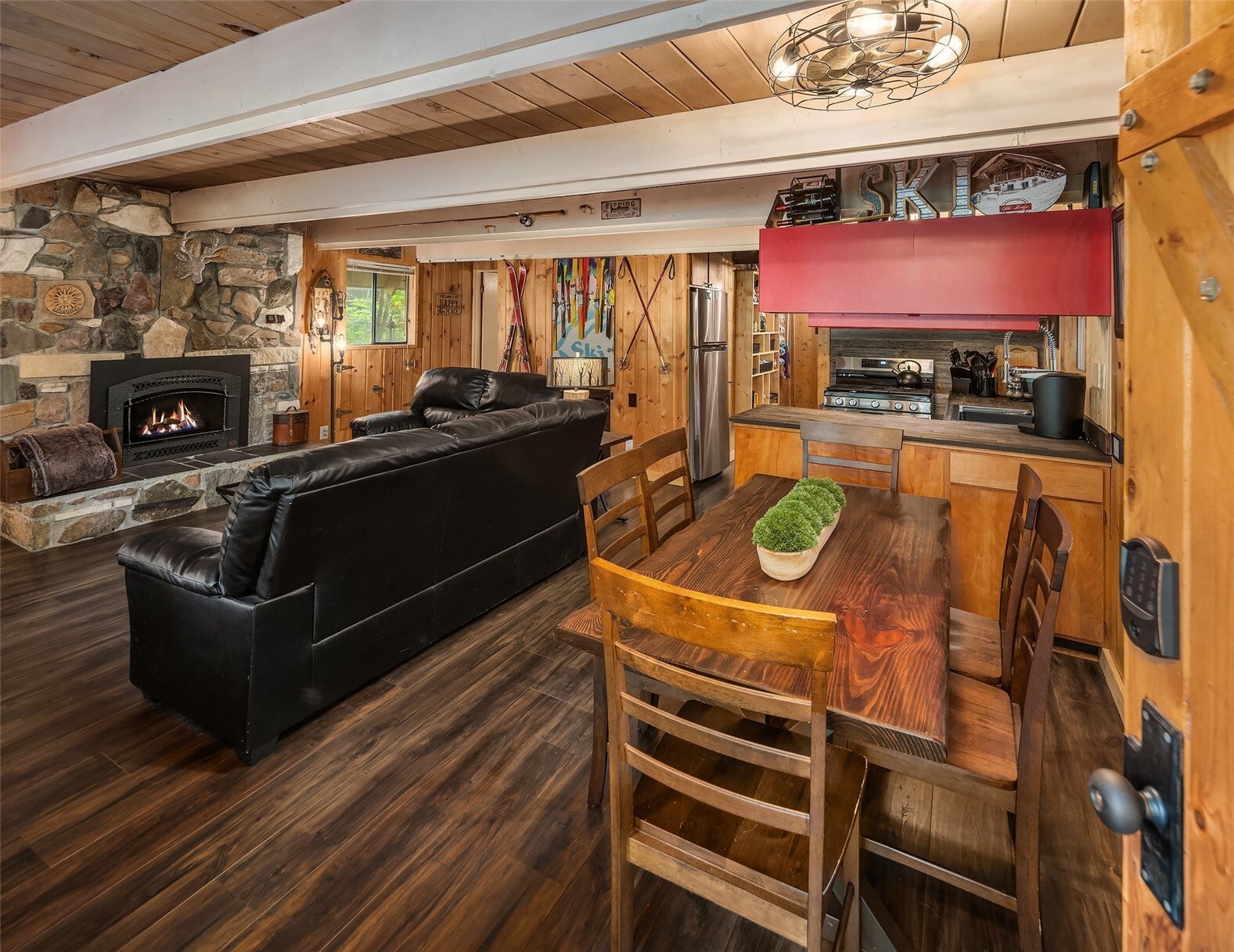 131 Timberline Drive W