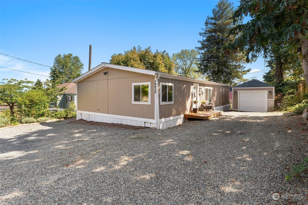 Photo of 10422 18th Avenue S, Seattle, WA 98168 (MLS # 2269549)