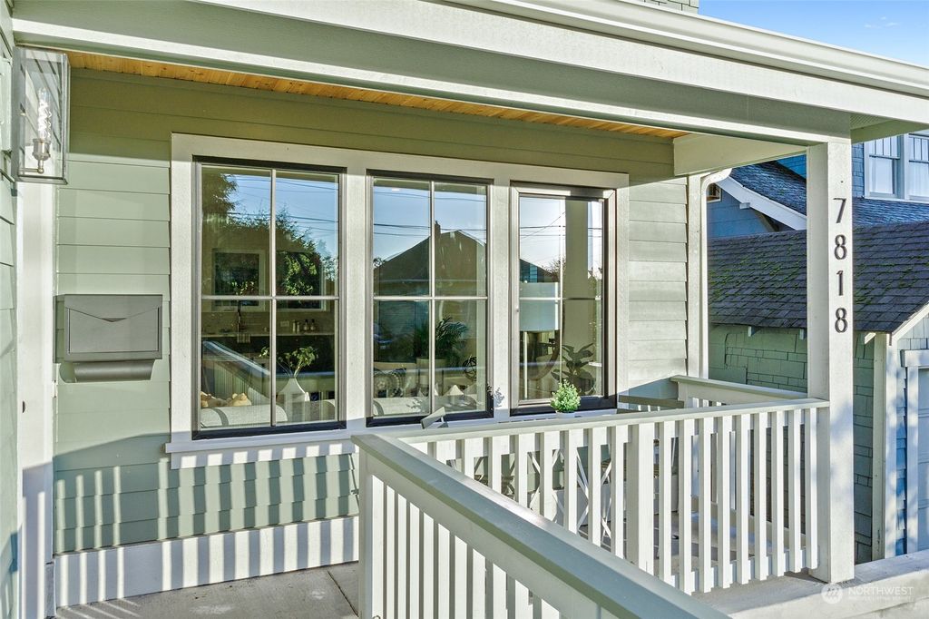 Photo of 7818 Meridian Avenue N, Seattle, WA 98103 (MLS # 2179000)