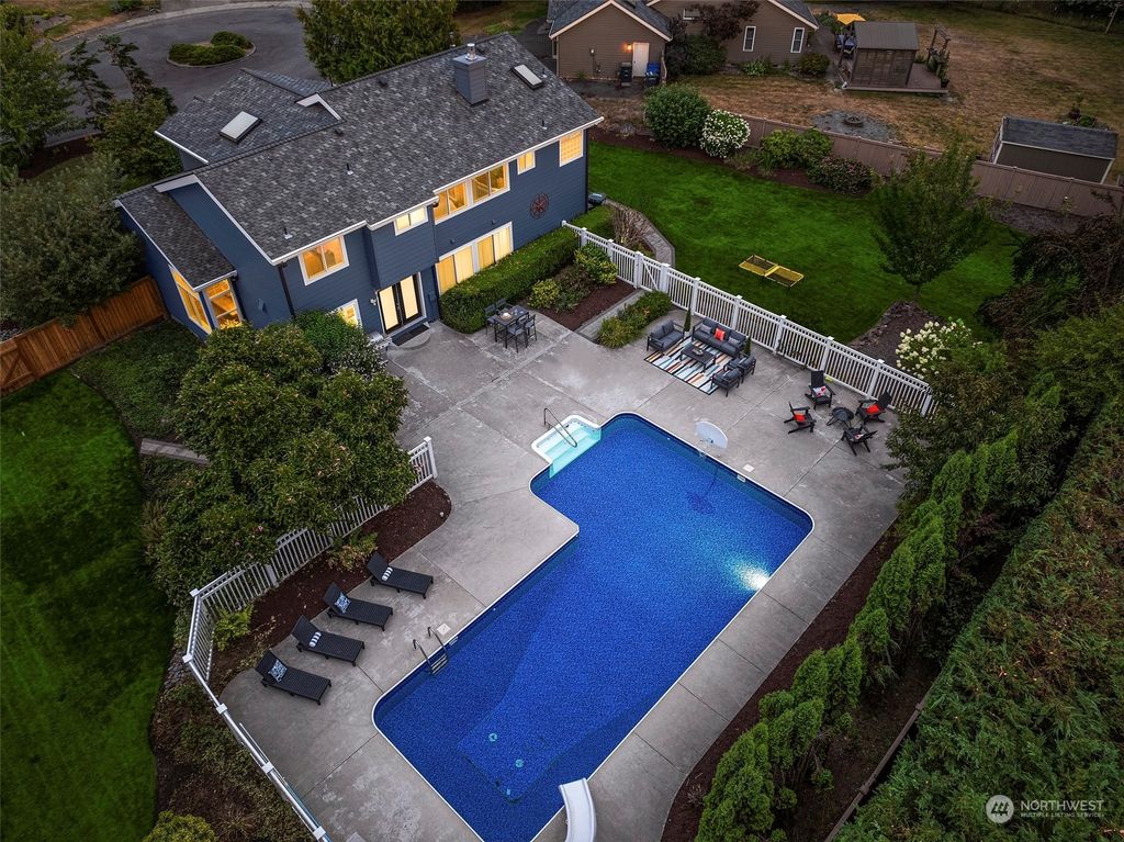 Photo of 4135 327th Circle NE, Carnation, WA 98014 (MLS # 2270847)