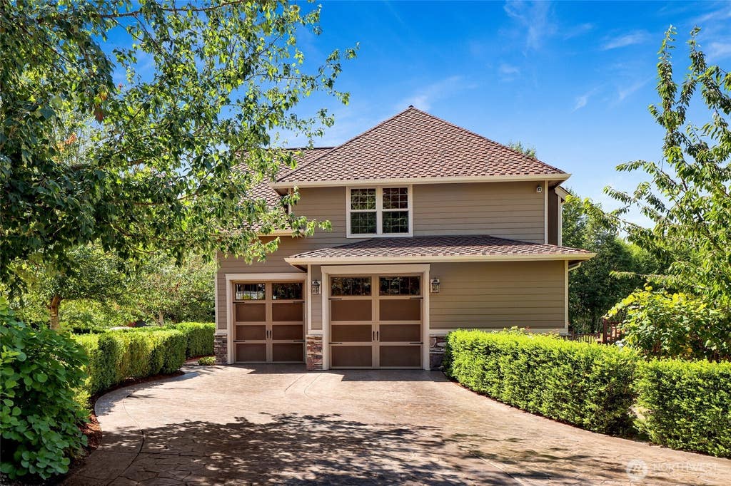Photo of 2719 Wildrose Court, Bellingham, WA 98229 (MLS # 2561172)