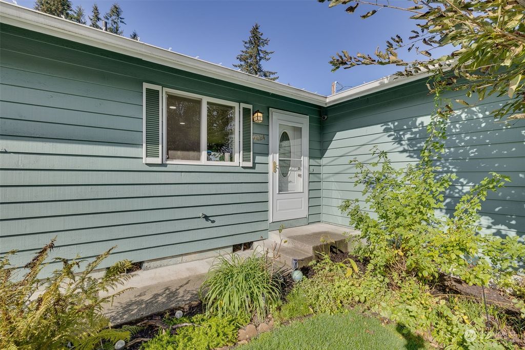 Photo of 9024 48th Drive NE, Marysville, WA 98270 (MLS # 2302029)