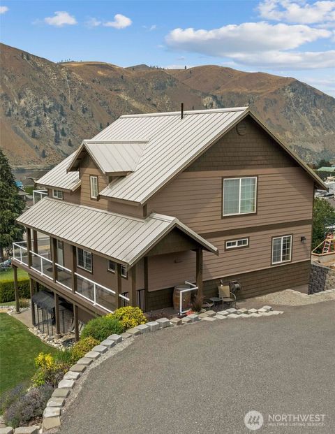 Photo of 585 Entiat Place, Orondo, WA 98843 (MLS # 2455520)