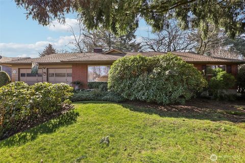 Photo of 6117 Idaho Street, Vancouver, WA 98661 (MLS # 2484441)