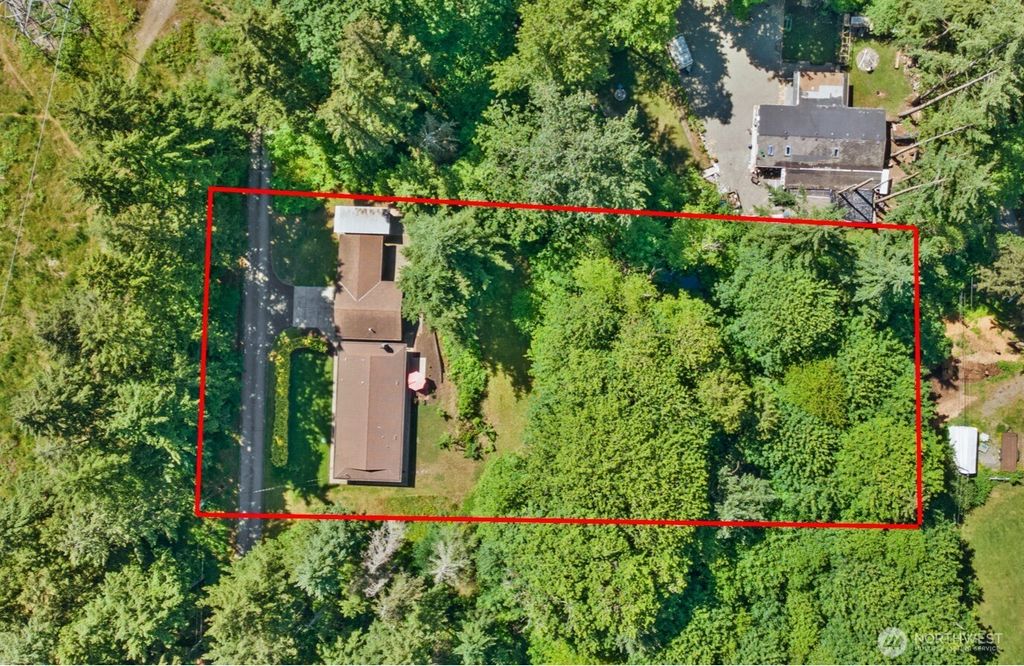 Photo of 25721 173rd Avenue SE, Covington, WA 98042 (MLS # 2382128)