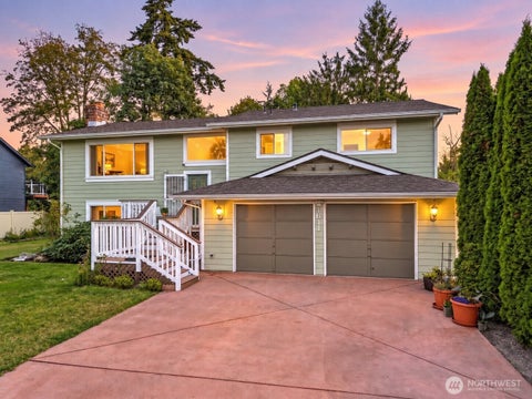 Photo of 4641 S 289th Place, Auburn, WA 98001 (MLS # 2584277)