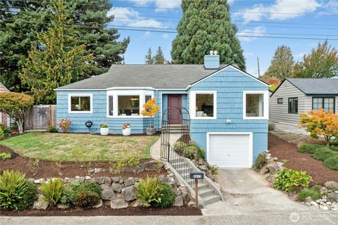 3615 41st Avenue W Seattle WA 98199