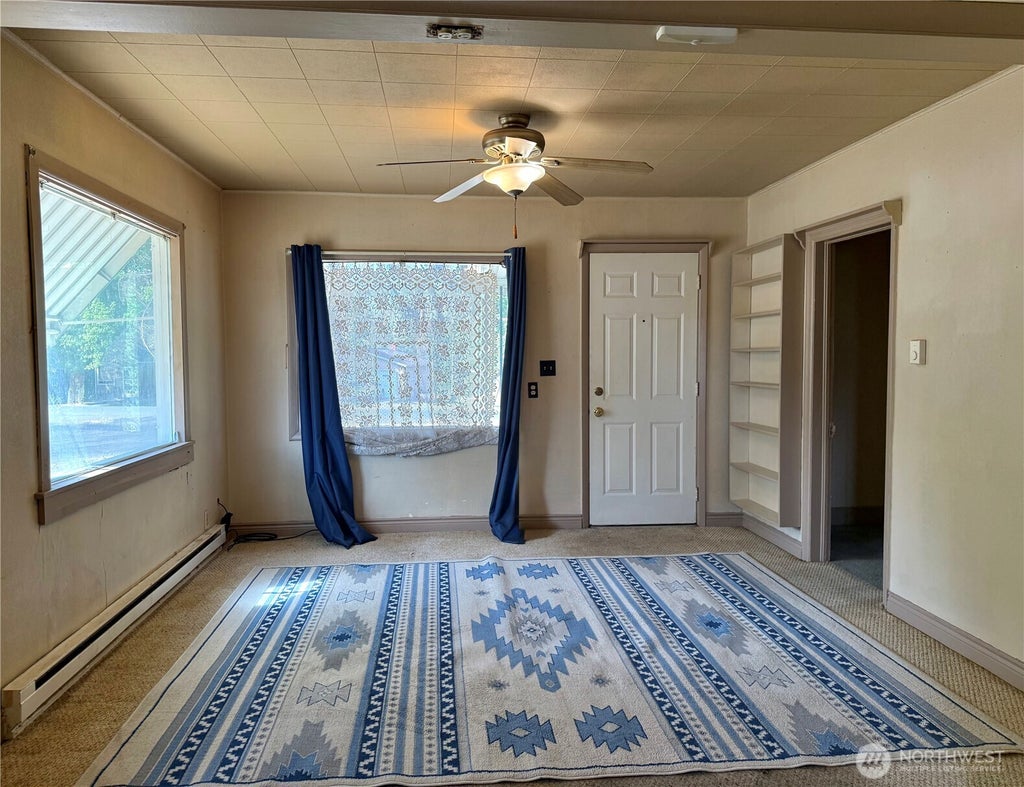 Photo of 602 SE Trinity Avenue, Wilbur, WA 99185 (MLS # 2574859)