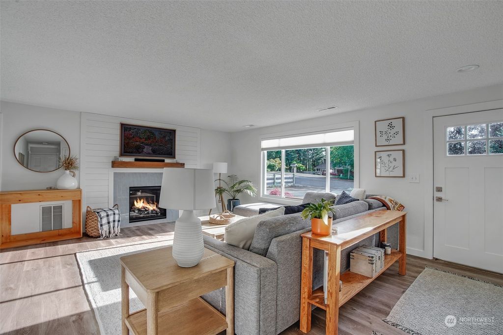 Photo of 26722 232nd Avenue SE, Maple Valley, WA 98038 (MLS # 2243450)