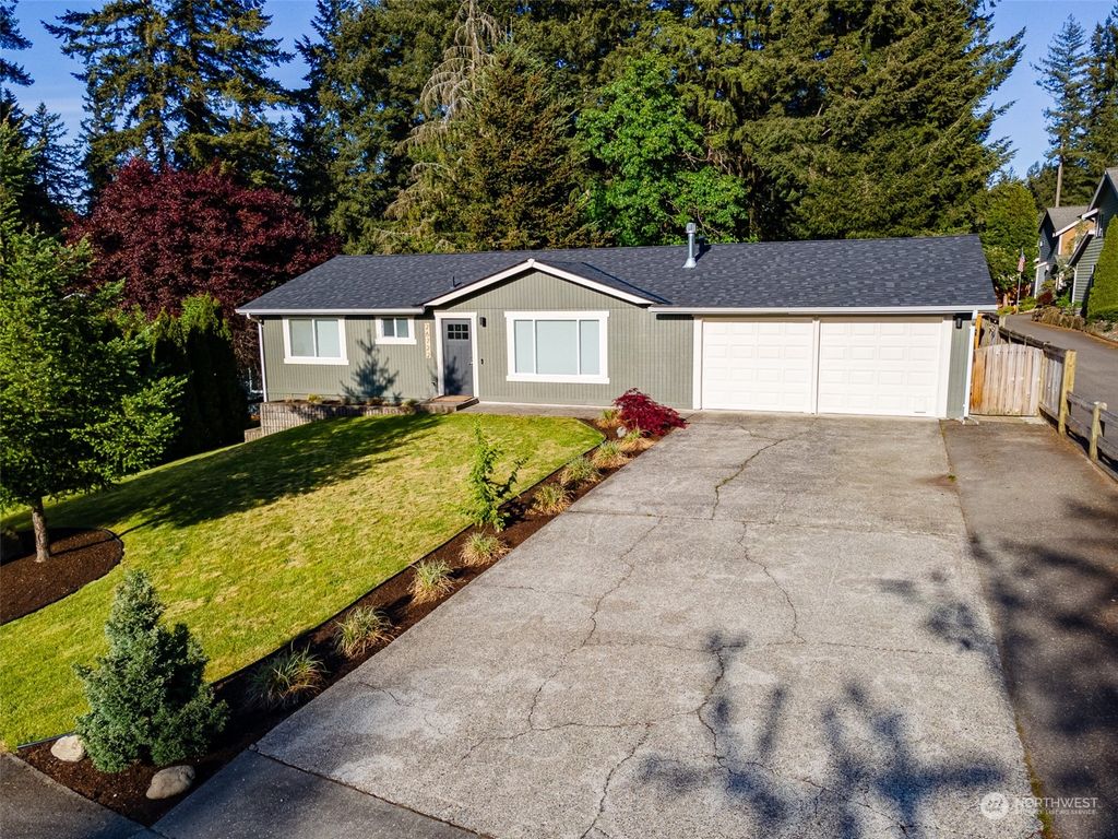 Photo of 26722 232nd Avenue SE, Maple Valley, WA 98038 (MLS # 2243450)