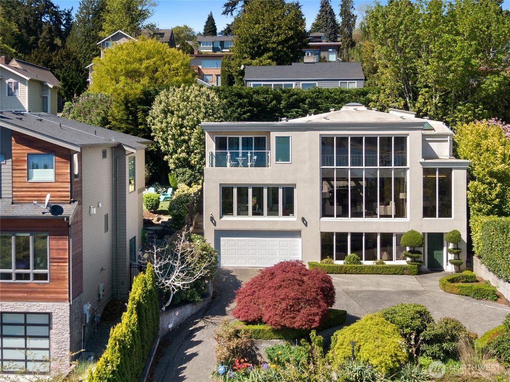 Photo of 1521 36th Avenue S, Seattle, WA 98144 (MLS # 2361429)