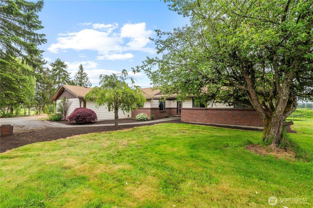 Photo of 1826 156th Street NE, Arlington, WA 98223 (MLS # 2375368)