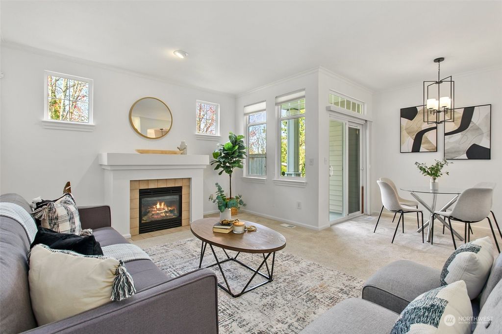 Photo of 10940 SE 187th Lane, Renton, WA 98055 (MLS # 2048677)