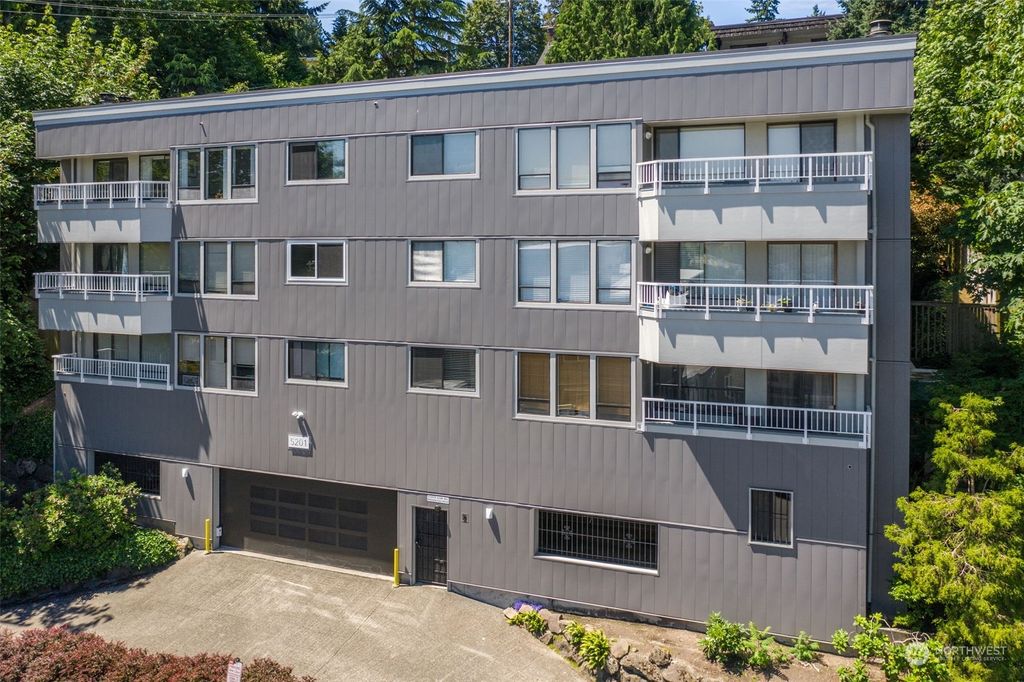 Photo of 5201 22nd Avenue NE #304, Seattle, WA 98105 (MLS # 2308232)