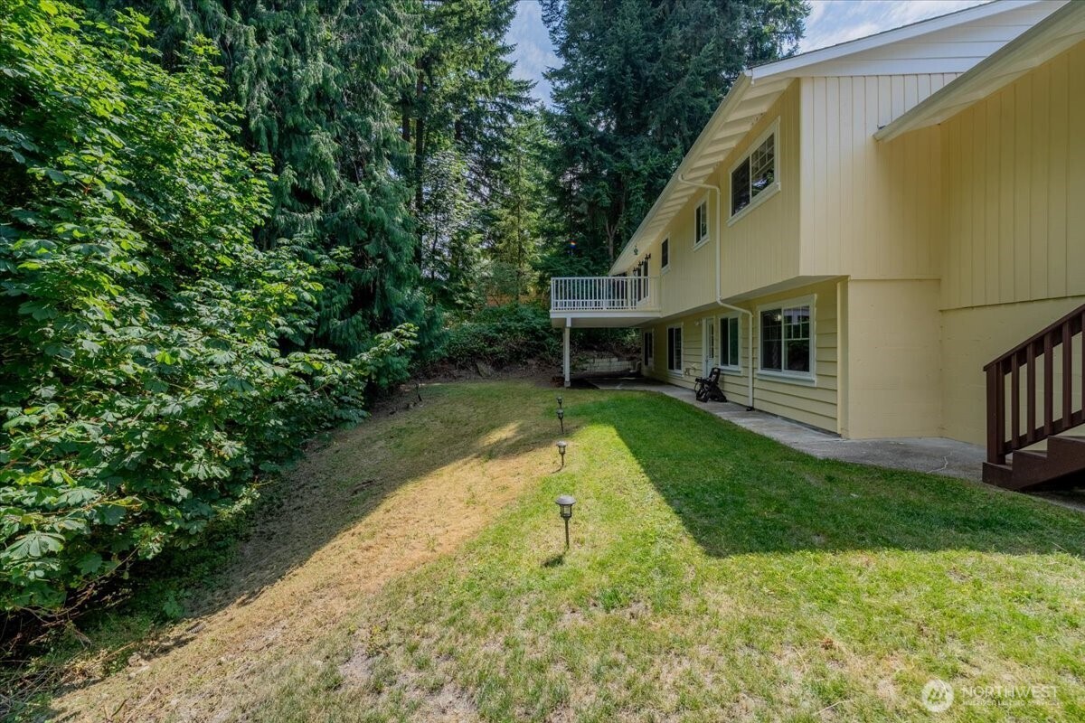 15518 76th Pl NE