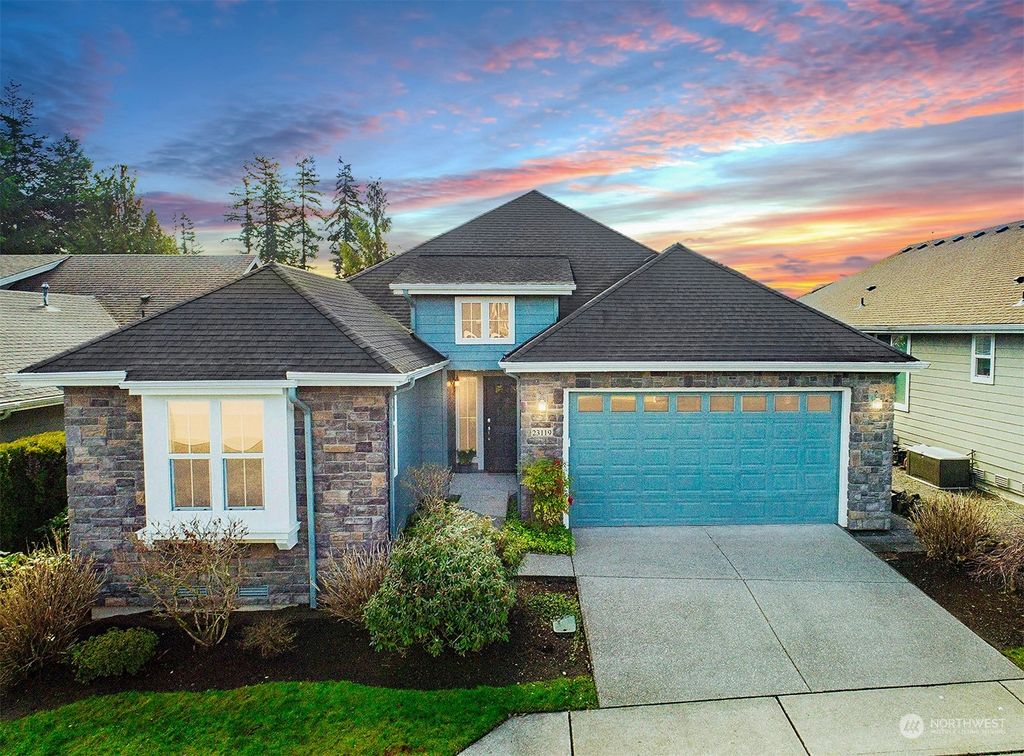 Photo of 23119 NE 127th Way, Redmond, WA 98053 (MLS # 2206031)