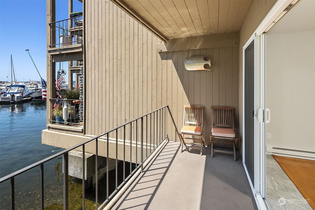 Photo of 65 Kirkland Street #101, Kirkland, WA 98033 (MLS # 2138459)