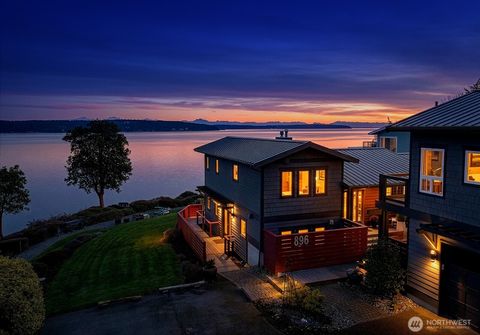 Photo of 896 Snowshoe Place, Greenbank, WA 98253 (MLS # 2478241)