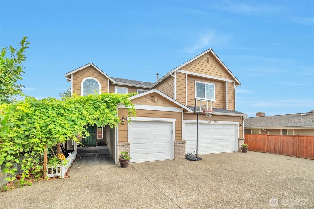 Photo of 9604 S 236th Place, Kent, WA 98031 (MLS # 2494303)