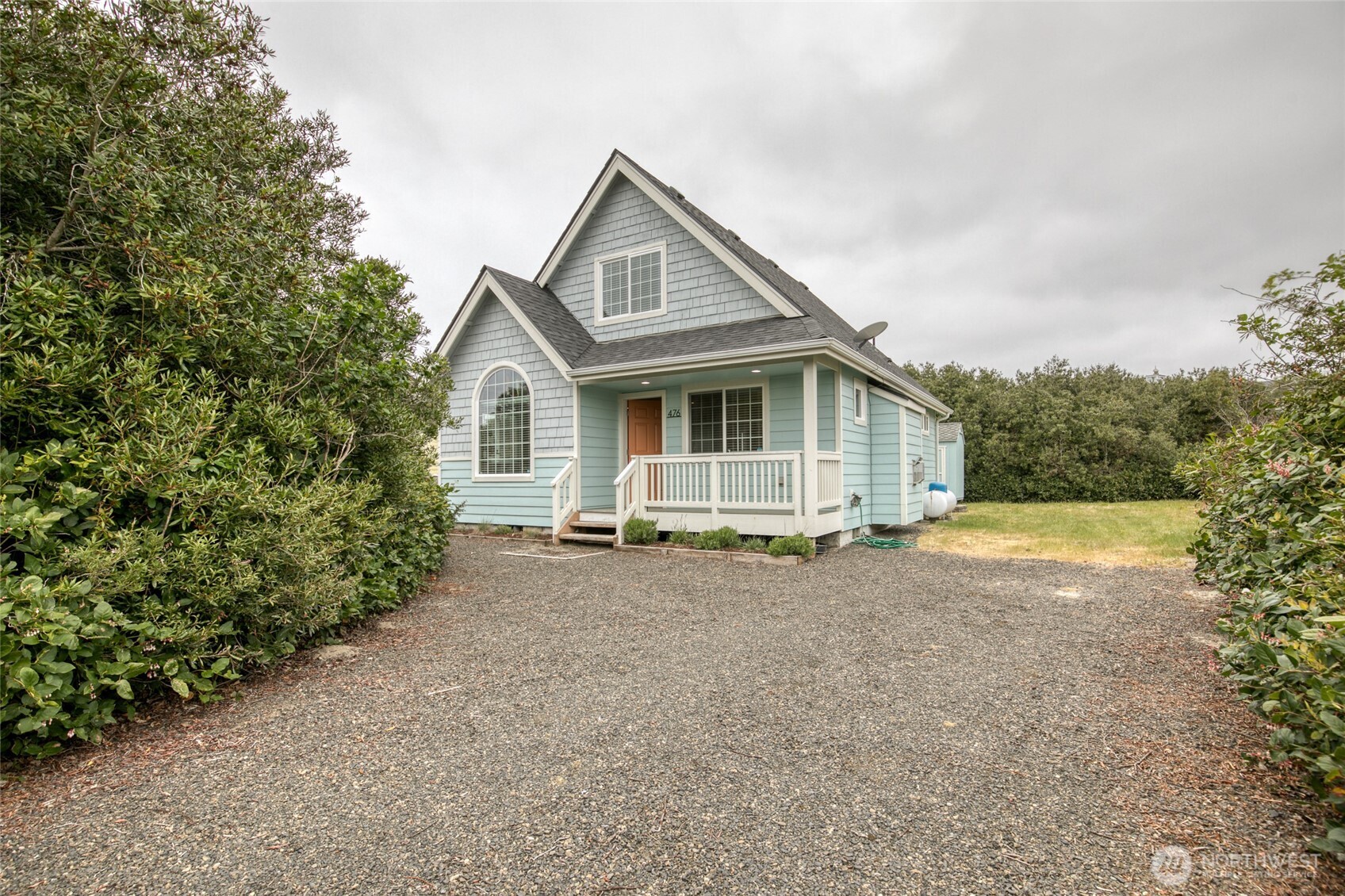 476 Trustee Street SW