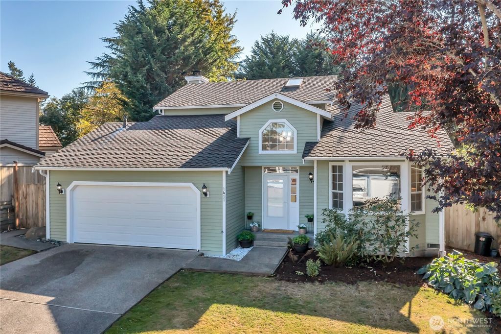 Photo of 1411 S 282nd Place, Federal Way, WA 98003 (MLS # 2440791)