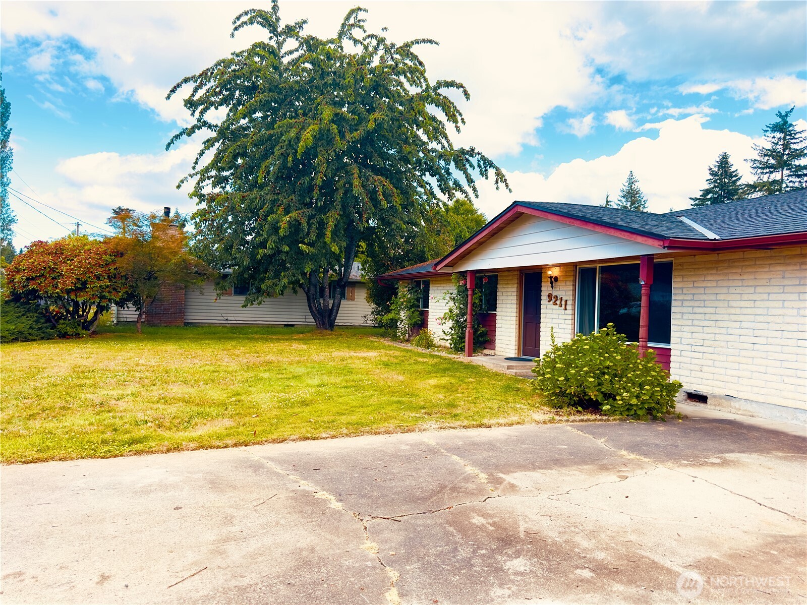 9211 61st Drive NE