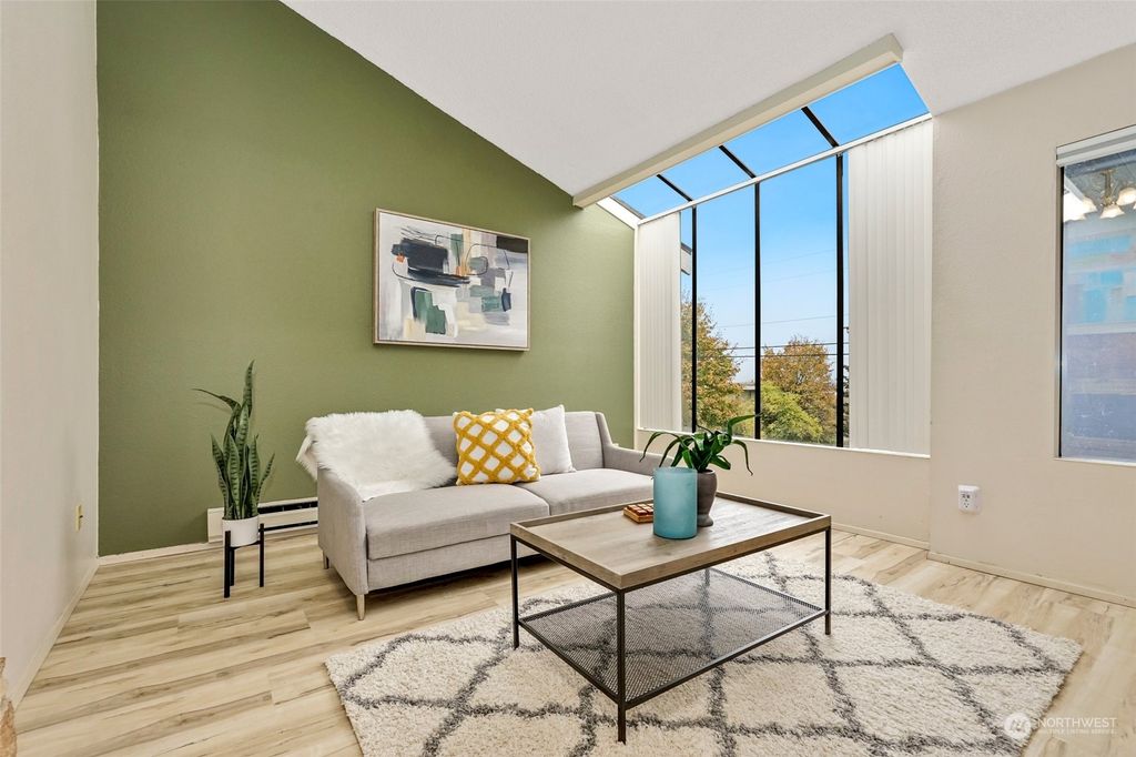 Photo of 3401 Oakes Avenue #5, Everett, WA 98201 (MLS # 2301527)