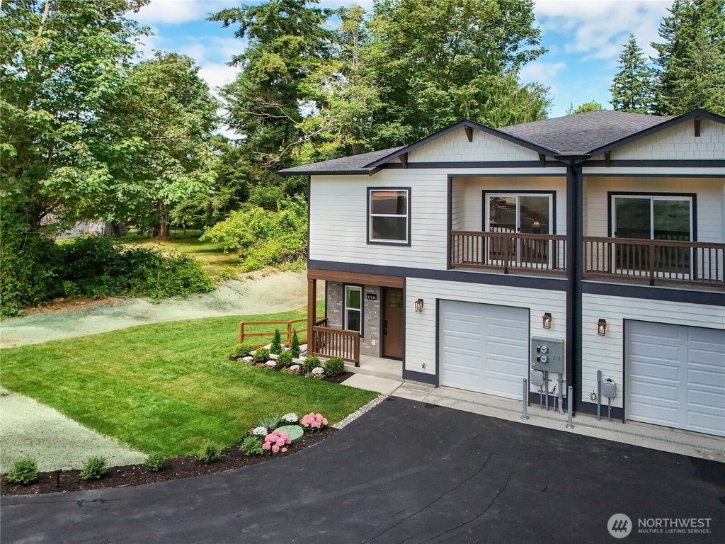 Photo of 3333 Nassau St ST #A, Everett, WA 98201 (MLS # 2552733)