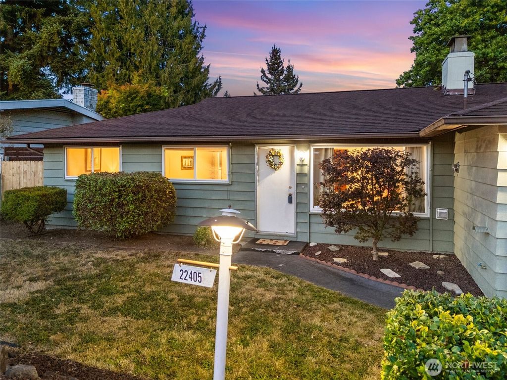 Photo of 22405 40th Place W, Mountlake Terrace, WA 98043 (MLS # 2431747)