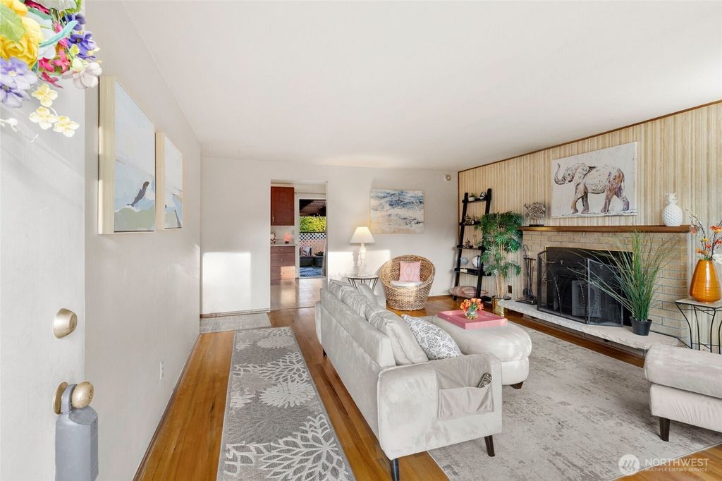 Photo of 22405 40th Place W, Mountlake Terrace, WA 98043 (MLS # 2431747)
