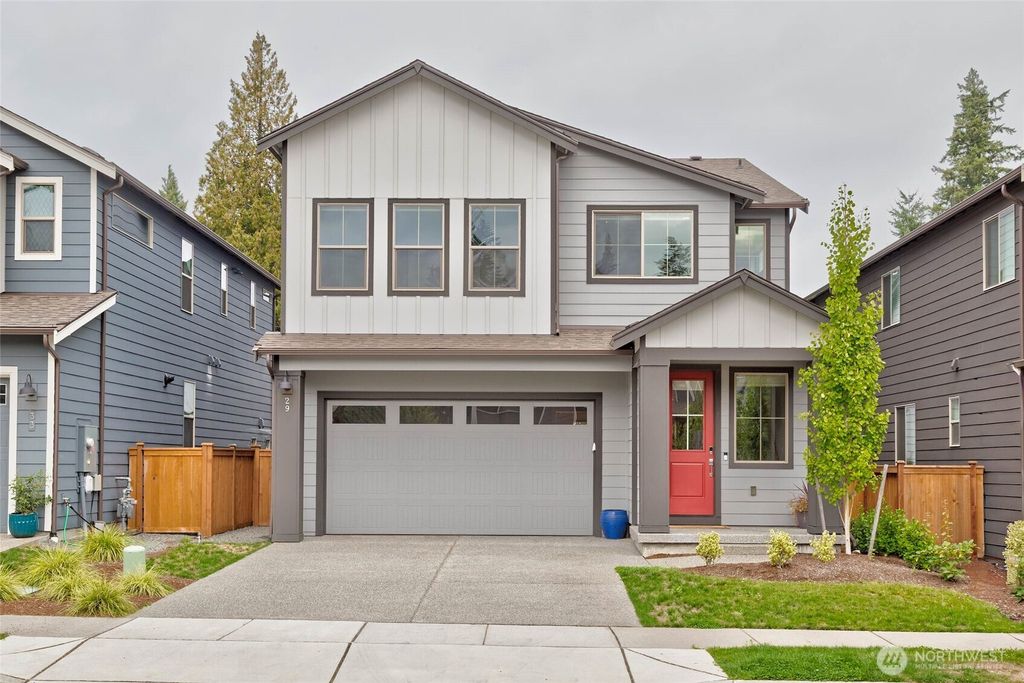 Photo of 29 151st Street SW, Lynnwood, WA 98087 (MLS # 2431686)