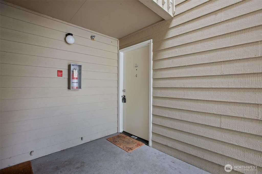 Photo of 1843 S 286th Lane #T104, Federal Way, WA 98003 (MLS # 2571042)