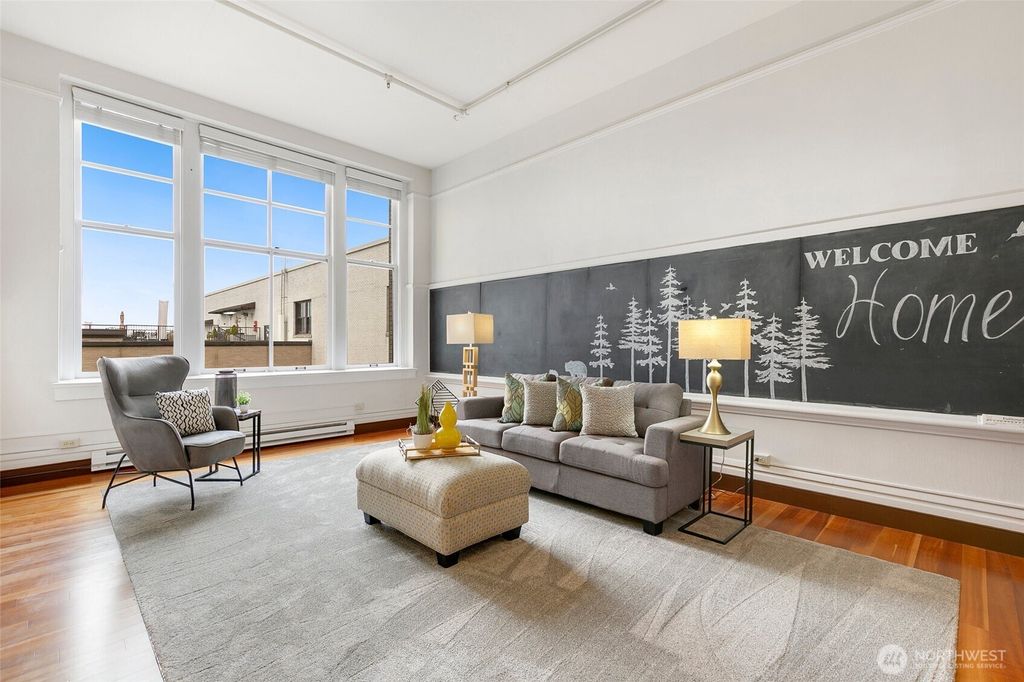 Photo of 201 Galer Street #431, Seattle, WA 98109 (MLS # 2343226)